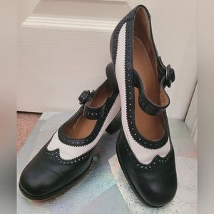 MaxMara Mary Jane Wingtips Vintage style 36.5